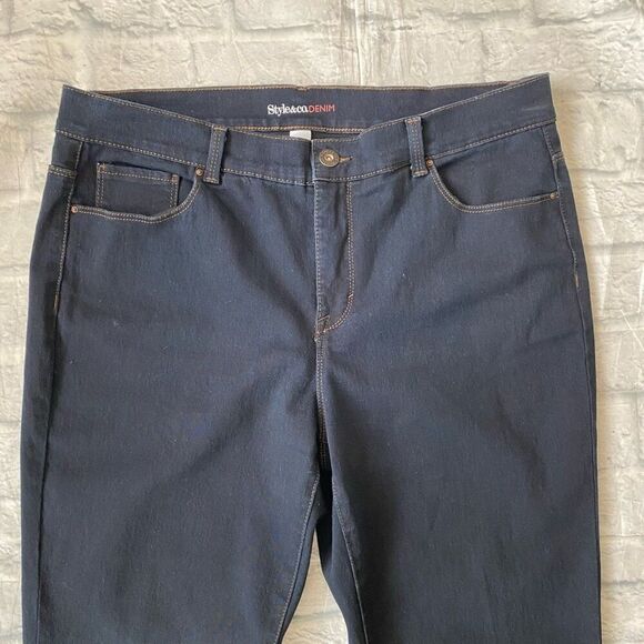 Style & Co women 14 cotton blend tummy control modern boot cut blue jeans - Picture 2 of 9